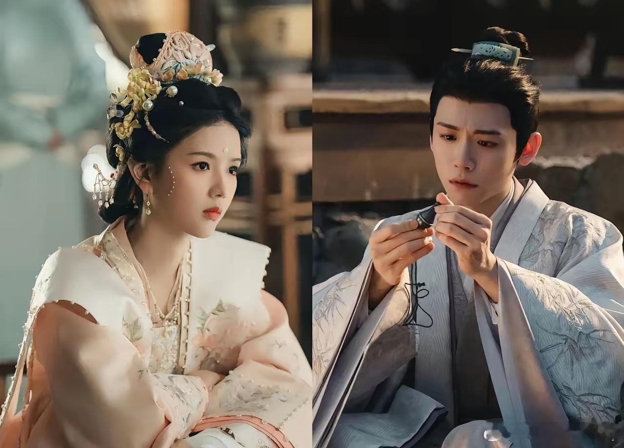 最近大火的《逐玉》，奉劝大家千万不要深挖细节，纯当个轻喜剧看就行了。1.女主的父