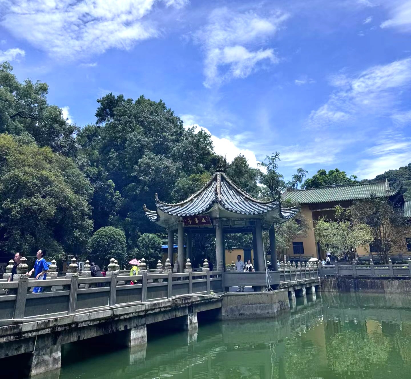 人生在世，做人做事，能抓大放小，是一种方法，也是一种本事，更是一种技巧。 泰国
