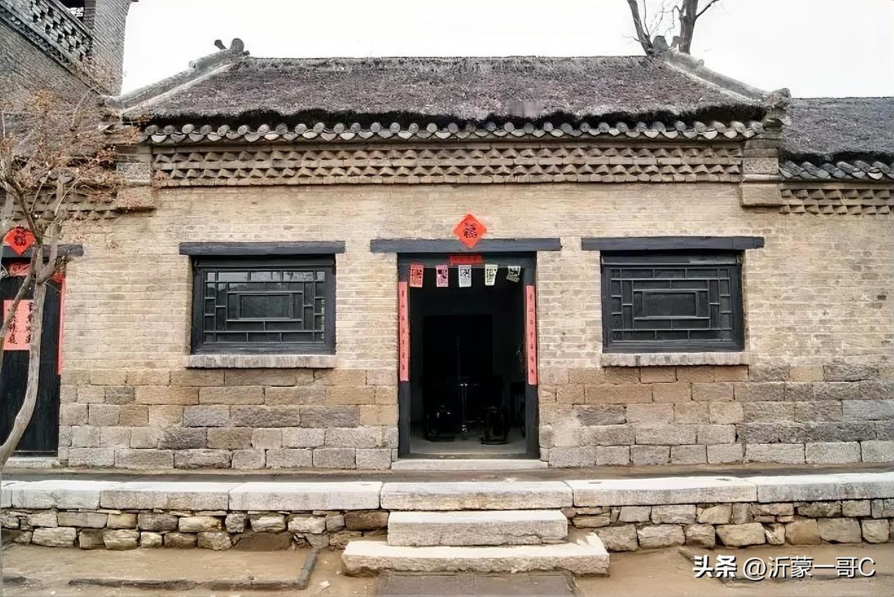 今天来到沂南影视基地，简直就是一场穿越时空的红色之旅！
 
谁懂啊！藏在临沂沂南