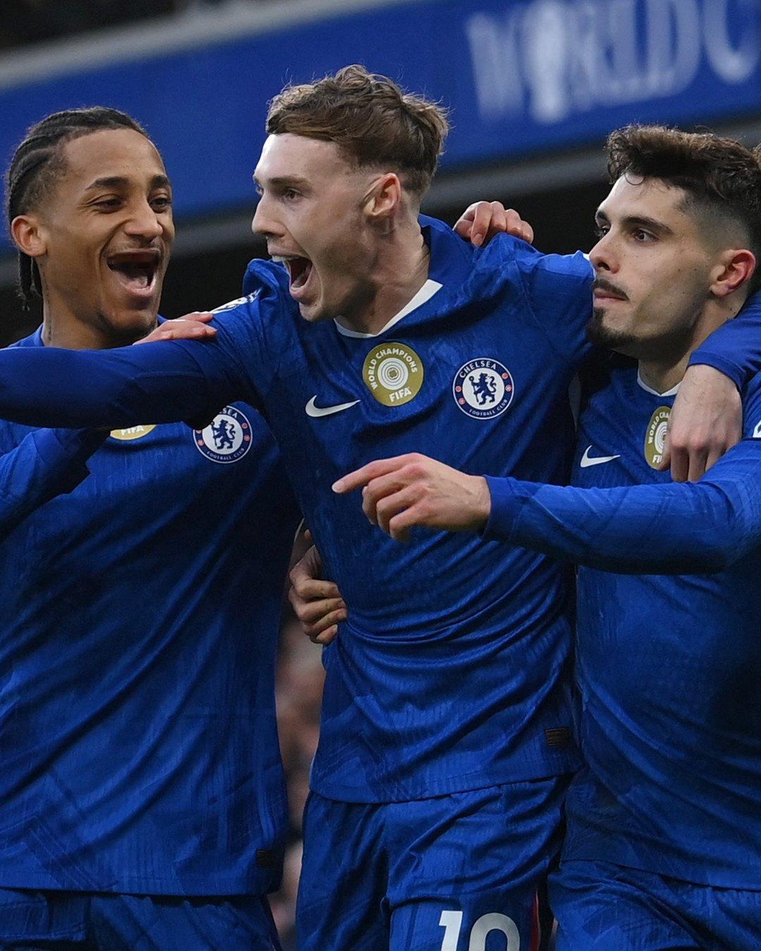 科尔·帕尔默，你小子还真把喜怒哀乐写脸上，喜欢谁讨厌谁一眼就看得出来。
这是他为