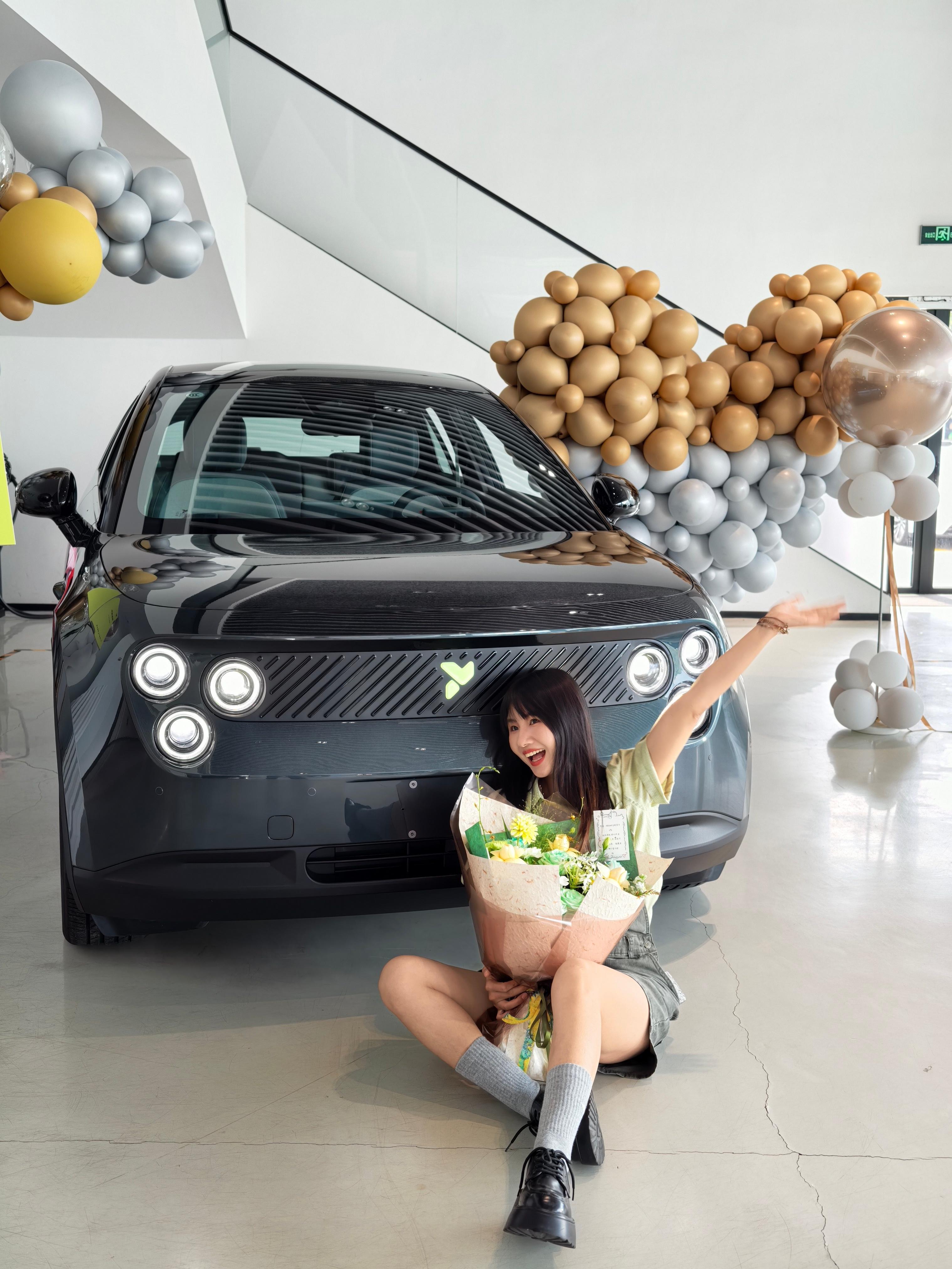 我也有小车啦，超喜欢这个内饰🚗firefly萤火虫自在发光