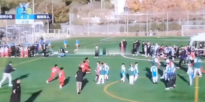 曼努埃尔杯 中国足球小将2016队0-1不敌赫罗纳无缘决赛 此前他们凭借点球大战