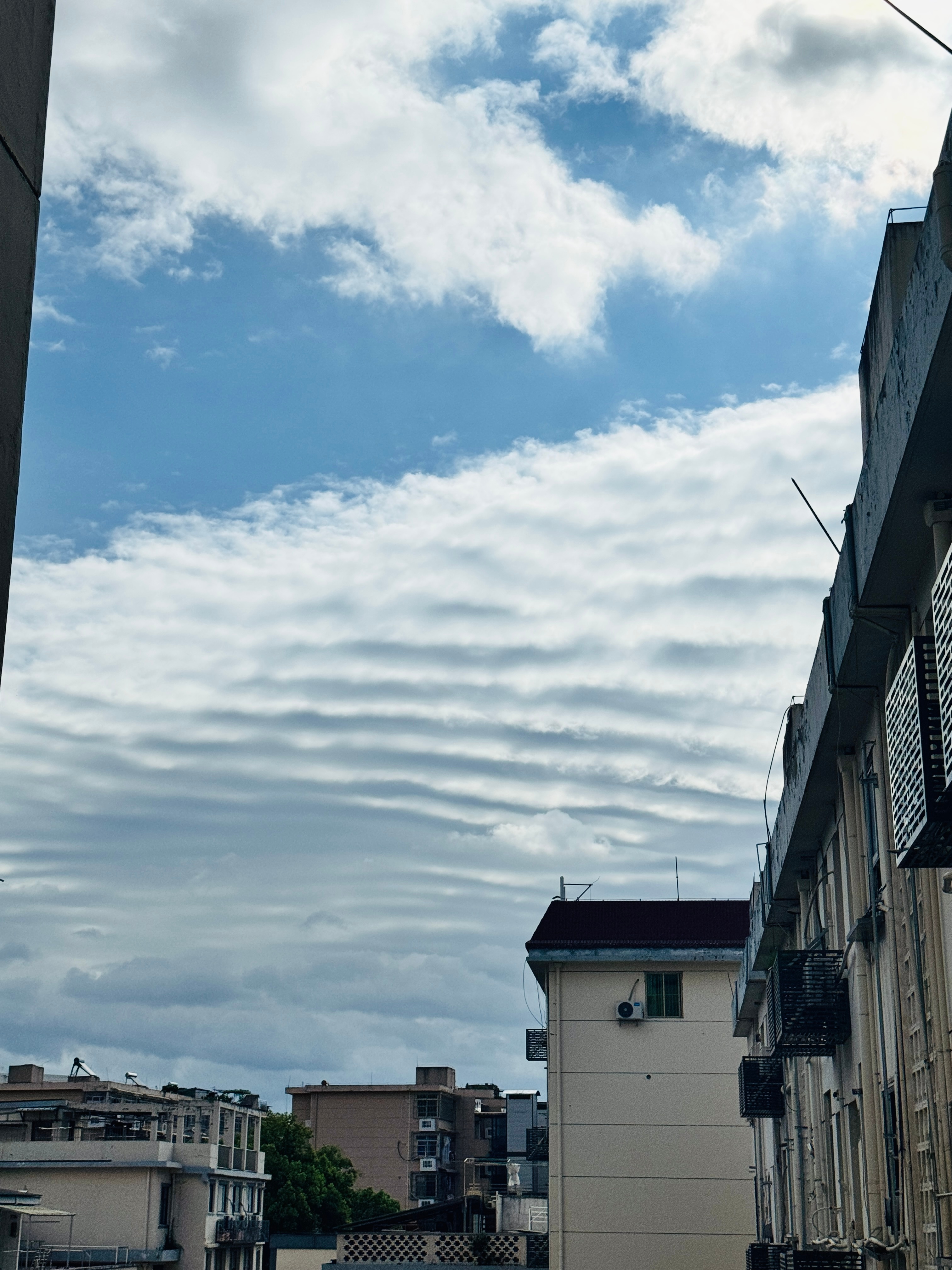 这叫什么云，〰️☁️ 