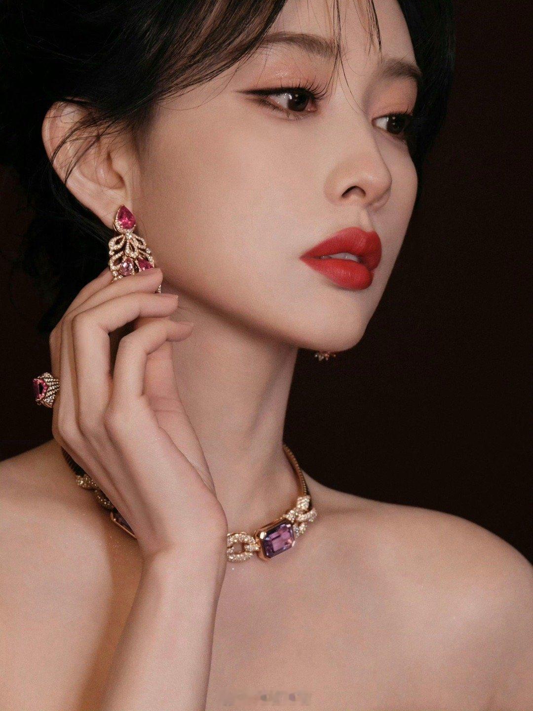 极品嫩足孟子义