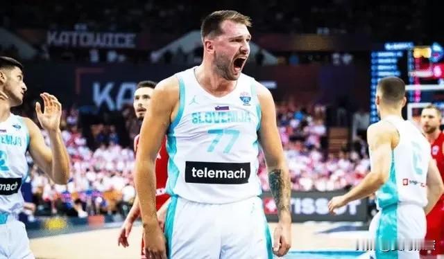 东契奇是NBA的MVP级别球员，他的斯洛文尼亚队友是CBA全明星级别，篮球是五个