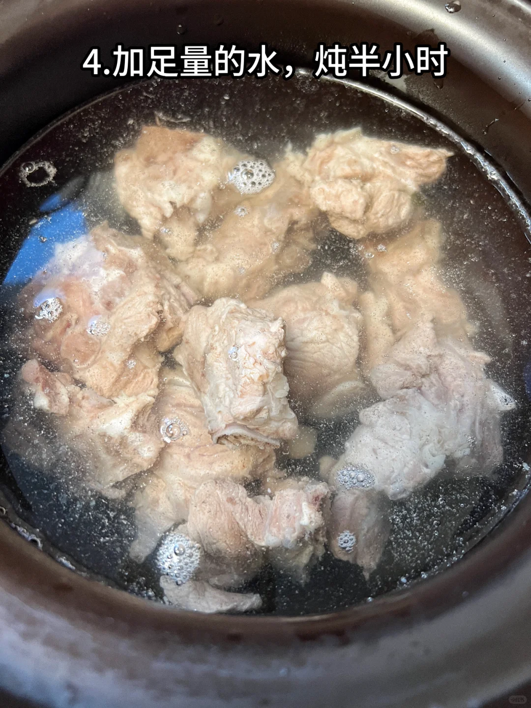 超赞玉米胡萝卜排骨汤：好吃、好做、好营养