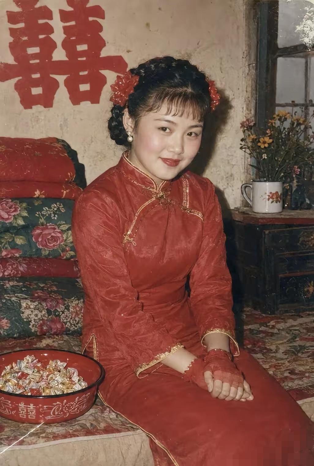 80年代的新媳妇真美