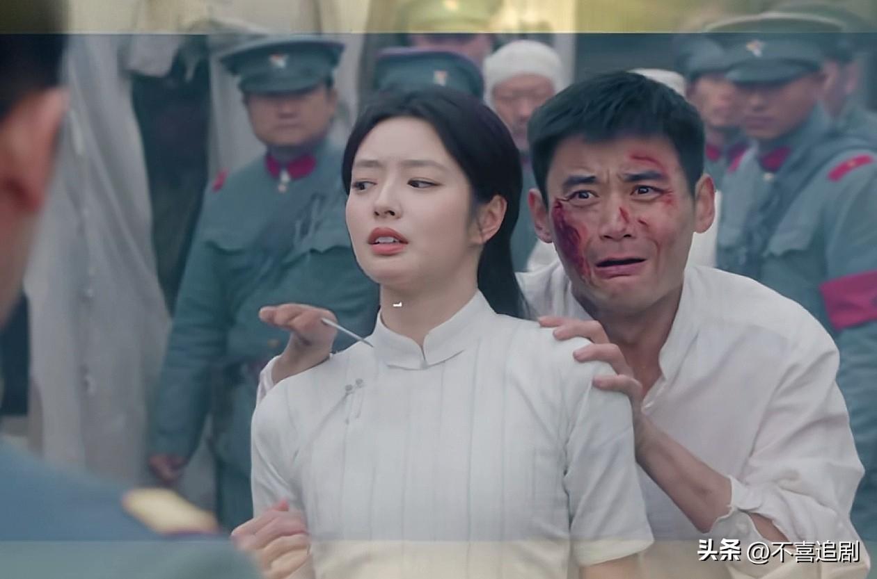 玉簟秋：就叶平君被伤病用刀挟持这段，那个表现对嘛，那么淡定的吗？一脸无辜，感觉她