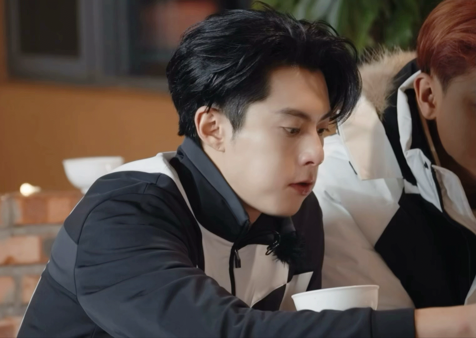 多吃点王鹤棣宇宙闪烁请注意