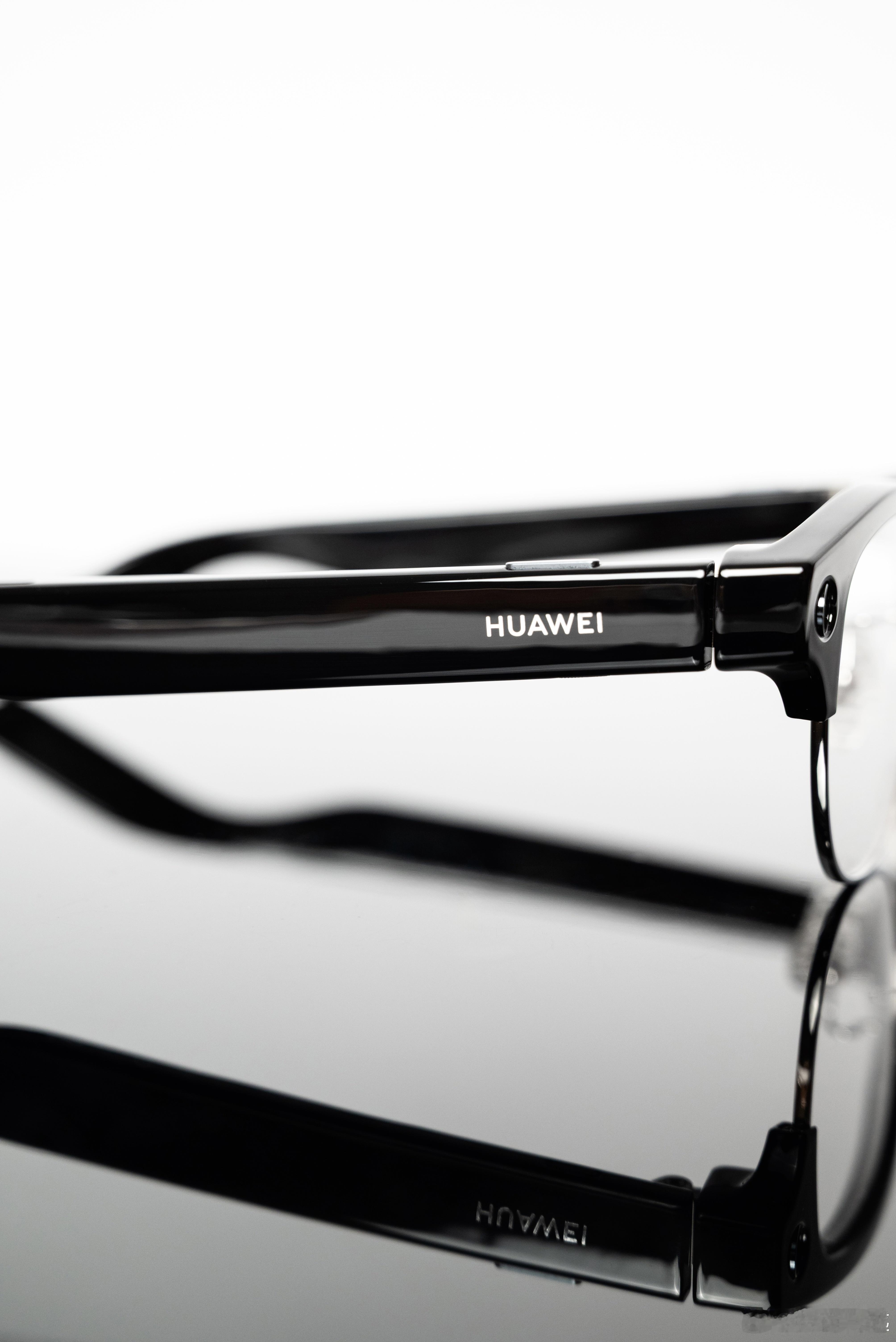 分享一组华为AI眼镜图片，真的非常好用，拍视频很清晰，导出特方便，推荐！ 