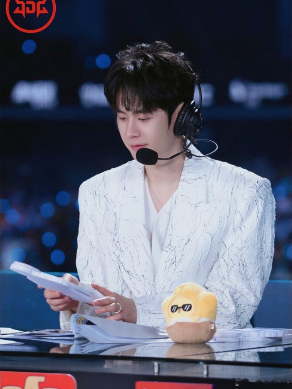 这是杨涛和杨桃七仔