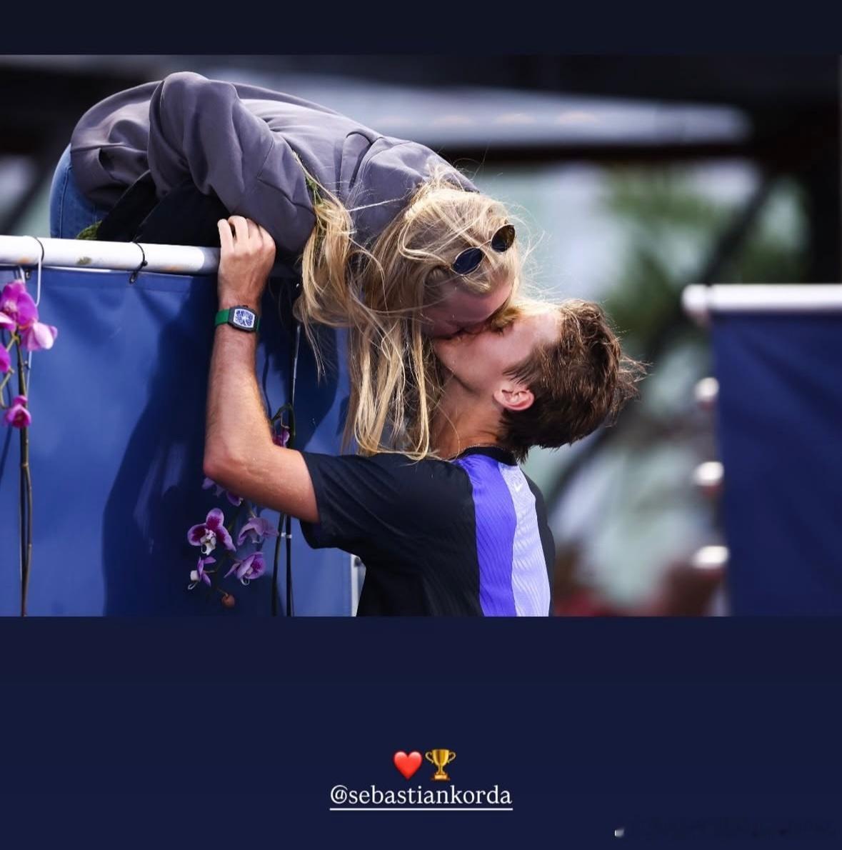 科达！夺冠啦德雷海滩250赛，决赛赢了同胞汤米·保罗，和Ivana内德维德暖暖K