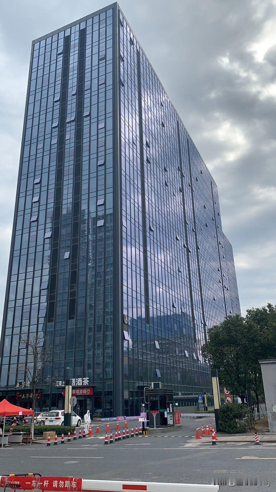 香港拿下2026世界杯的转播权，大陆还用买吗？
财大气粗的香港2500万美元（约