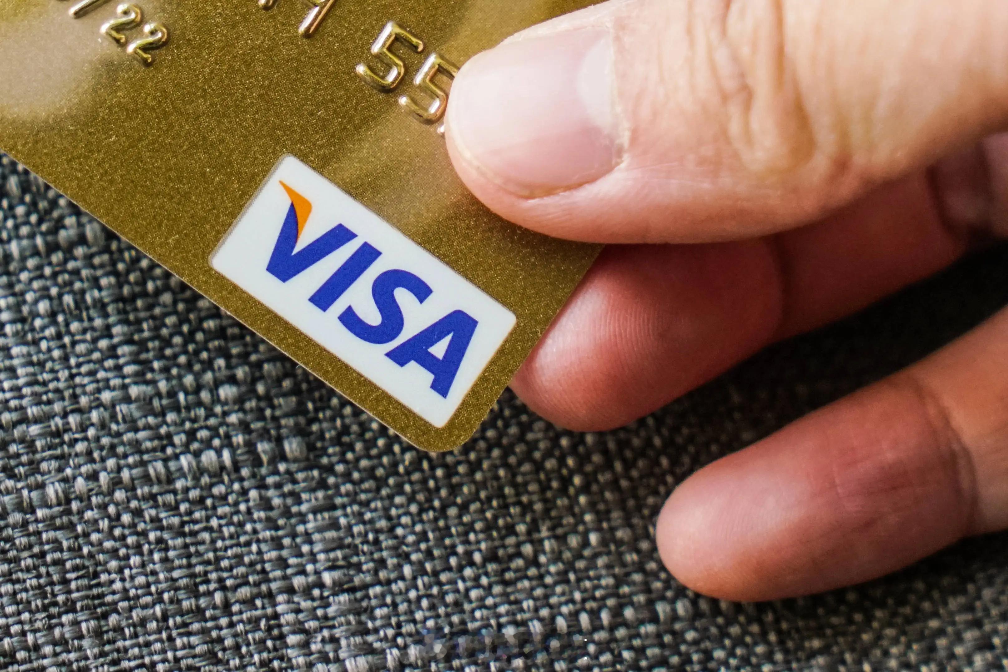 【一季度Visa卡上海线下交易金额同比增超50%】Visa最新数据显示，2026