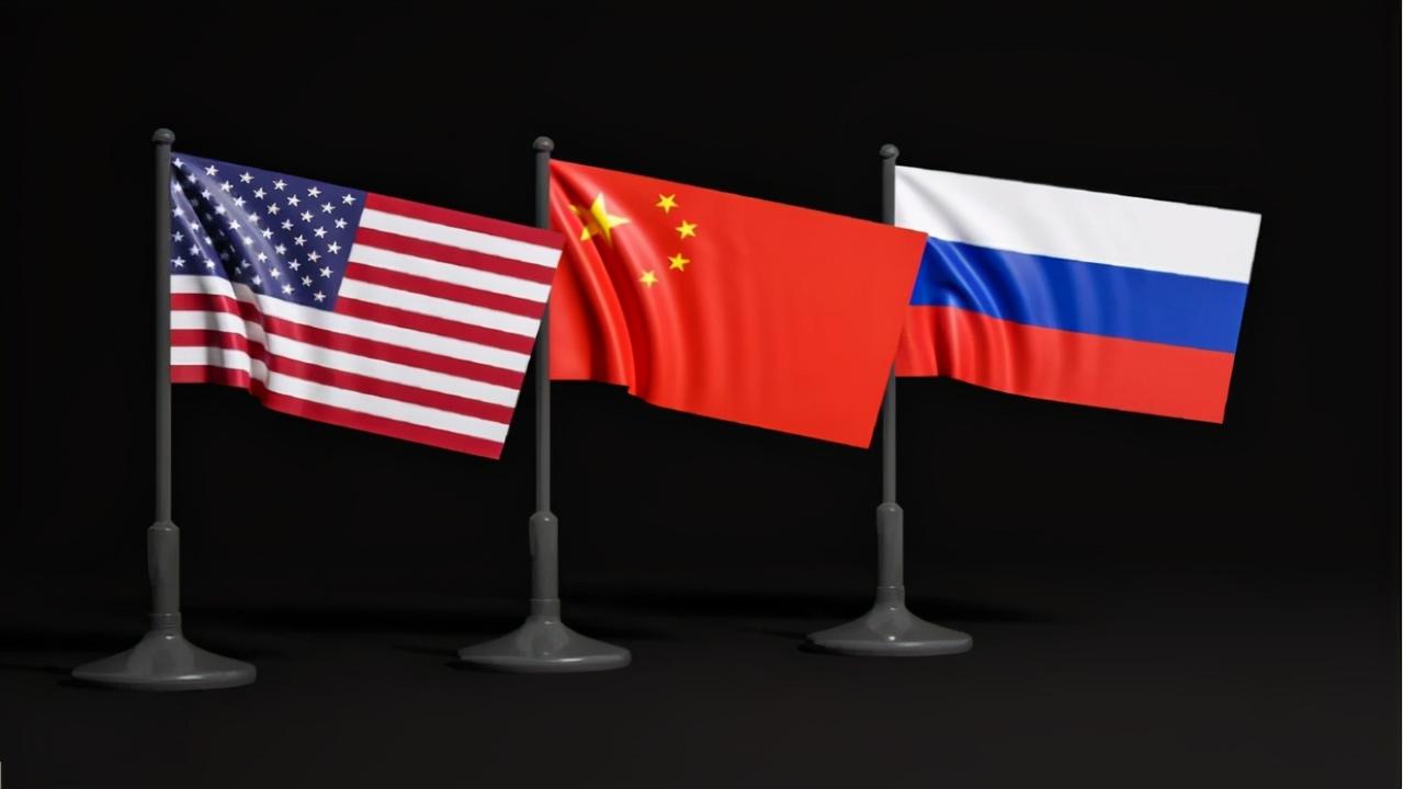 中国现在不必重点防范日本跟美国，中国现在最需要警惕的反而是俄罗斯！这么说的原因是