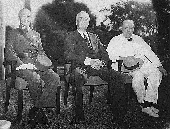 毛年谱  1943年１ １ 月 ２ ２ 日 　 — ２ ６ 日 罗 斯 福 、 