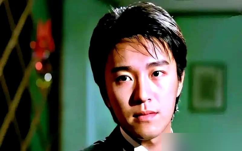 一天120万，王晶付了钱，却对周星驰吼：你现在就给我滚！
你以为是请神仙？其实