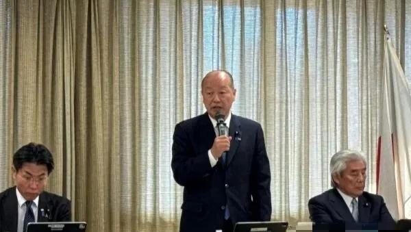 中日风波,首相言论引争议,外交关系何去何从

日本出事了，首相高市早苗说了些话，