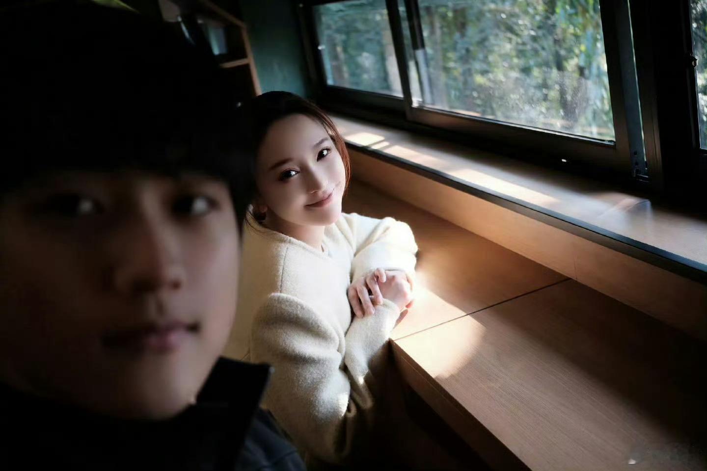 金莎孙丞潇就是现实版狙击蝴蝶爱是藏在细节上和行动里的！从一开始不被看好的年龄差，