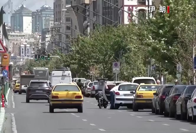 你能想象吗？一群曾经在也门山沟里穿草鞋、打游击的武装组织，如今手里捏着的，竟然是
