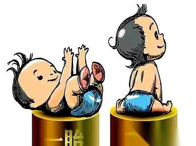 720万。
这数字，以后几年大概就是新常态了。
那个每年掉一百多万、跟过山车一样