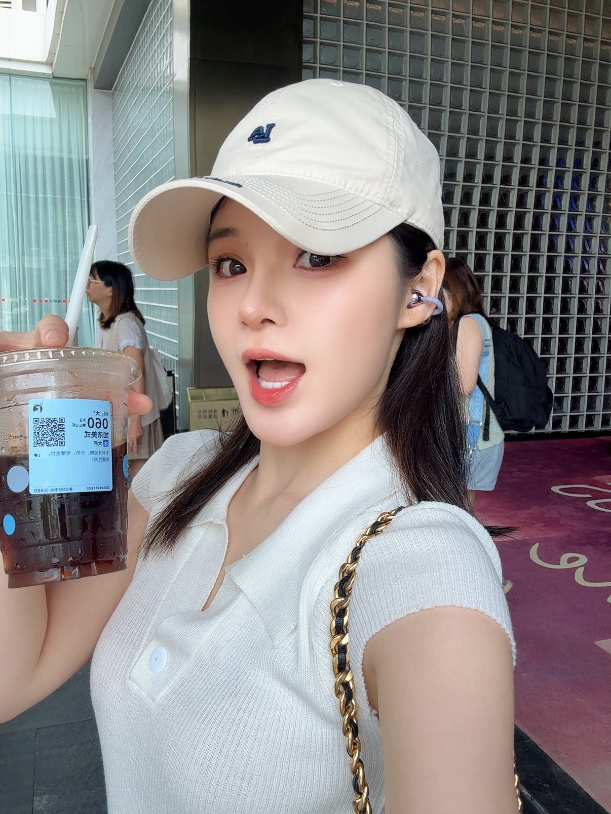 今天是打工白 