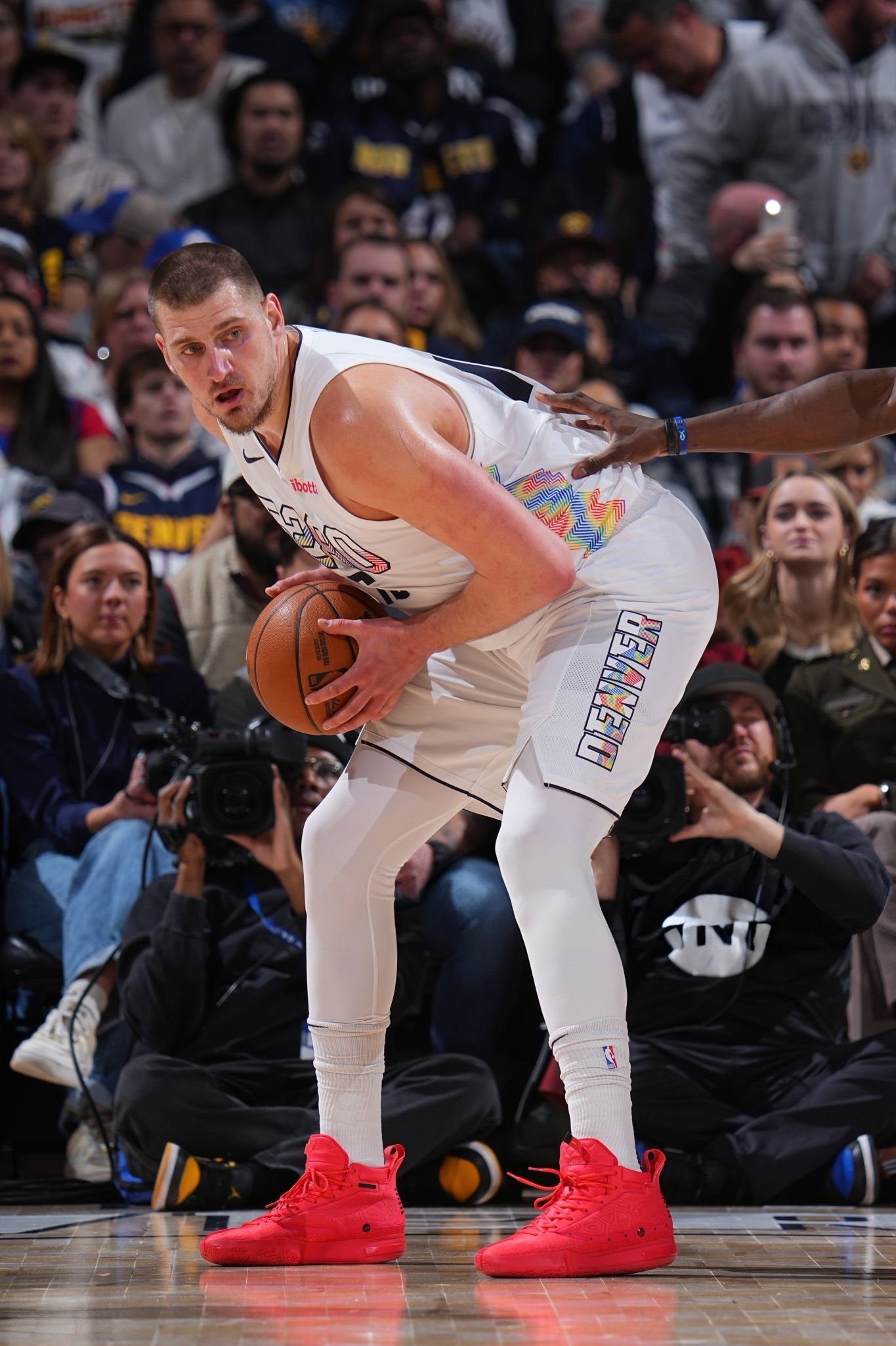 SNEAKERS ON COURT  Nikola Jokic 🔴🔴🔥🔥