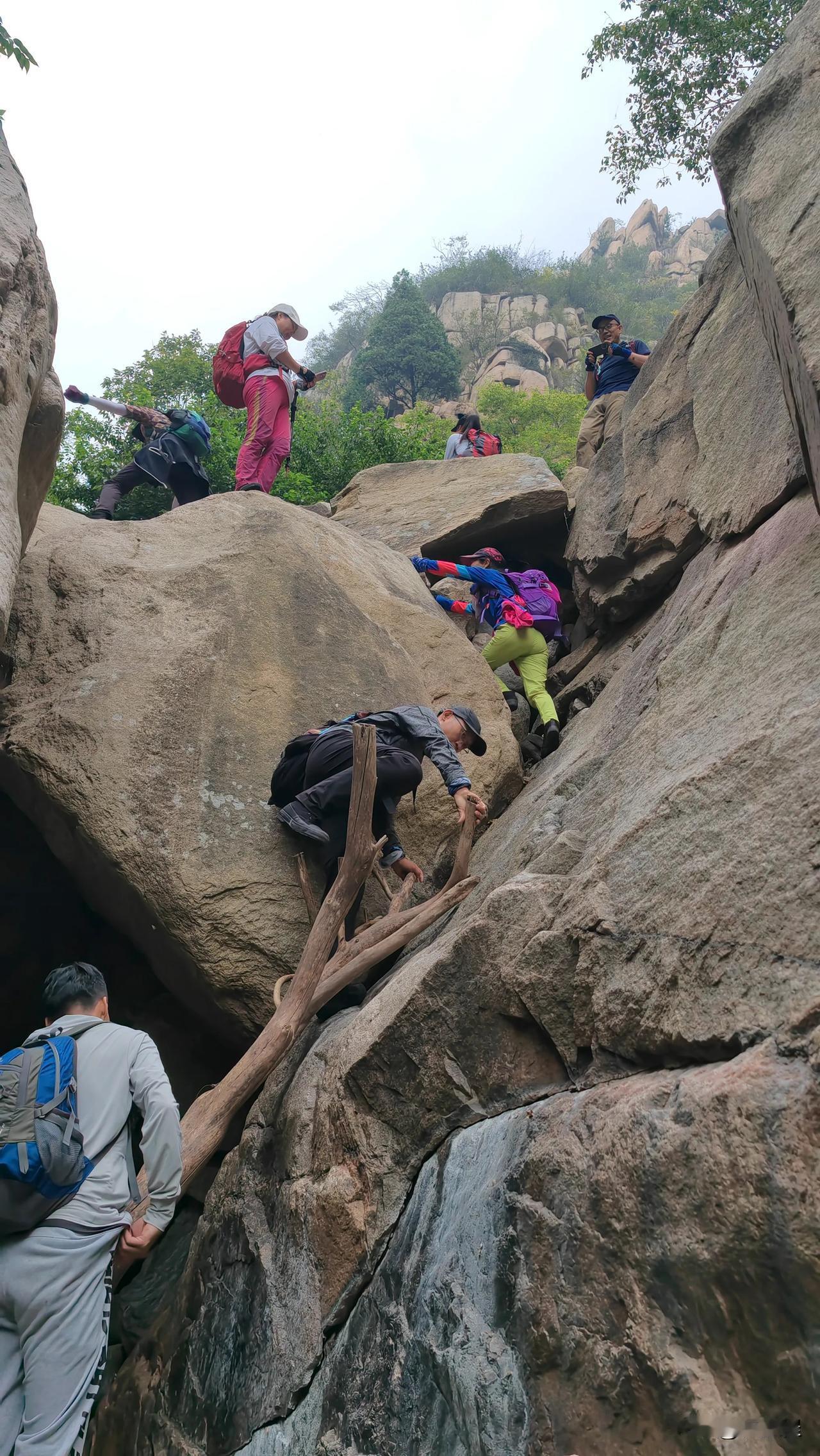 泰山巴山沟名扬齐鲁，一众驴友，常常慕名前来打卡或在计划打卡的路上。巴山沟的无穷魅