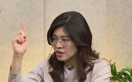 炸锅了！蒋万安爆料蓝营酝酿倒阁，毒油风波再升温

岛内政坛再起波澜！7月27日，
