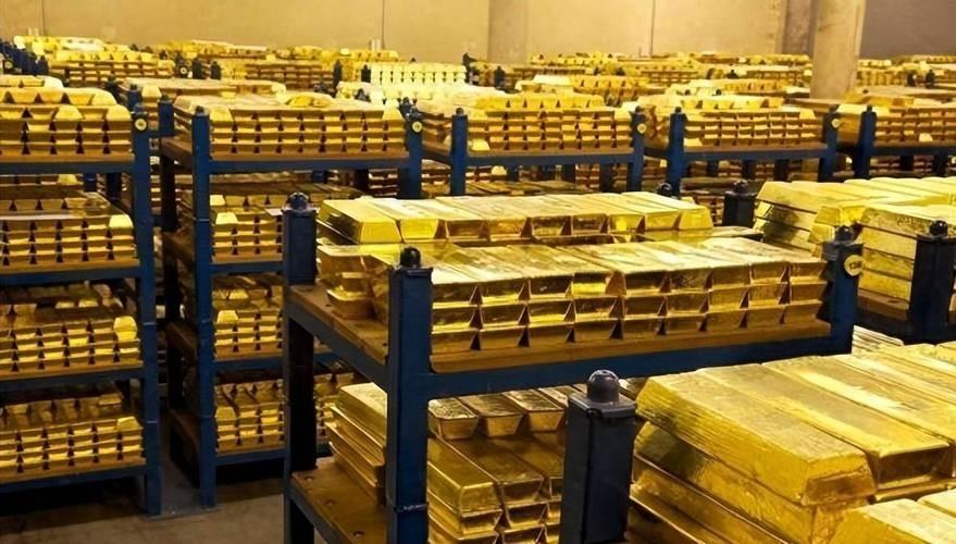 美国 人猛然发现，当年冻结 俄罗斯 3000亿外汇，竟成了本世纪最臭的一棋！不仅