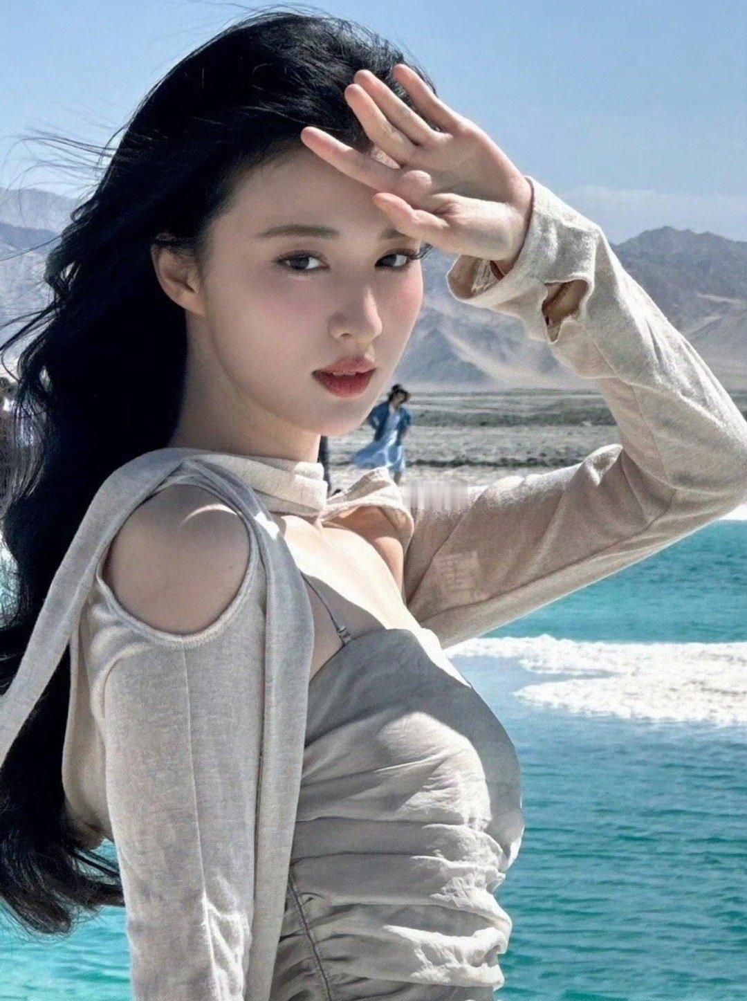 王楚然真的从来没丑过当初人间烟火怎么也没审判的了她的颜值，如今她状态起飞杀回来了