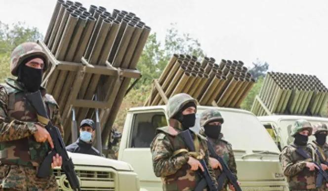 伊朗威胁几个小时内开战，十几万枚火箭弹随时发射，西方紧急下令撤退！

最近巴以冲