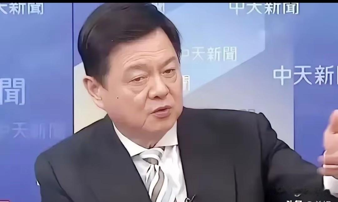 6月3号，台湾前台北县长周锡玮说，大陆的海警船一直都在保护着台湾渔民，以前台湾渔