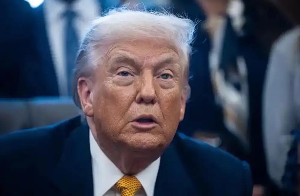 说起美国在亚太的军事存在，很多人都会下意识觉得“实力碾压”。关岛的战略轰炸机随时