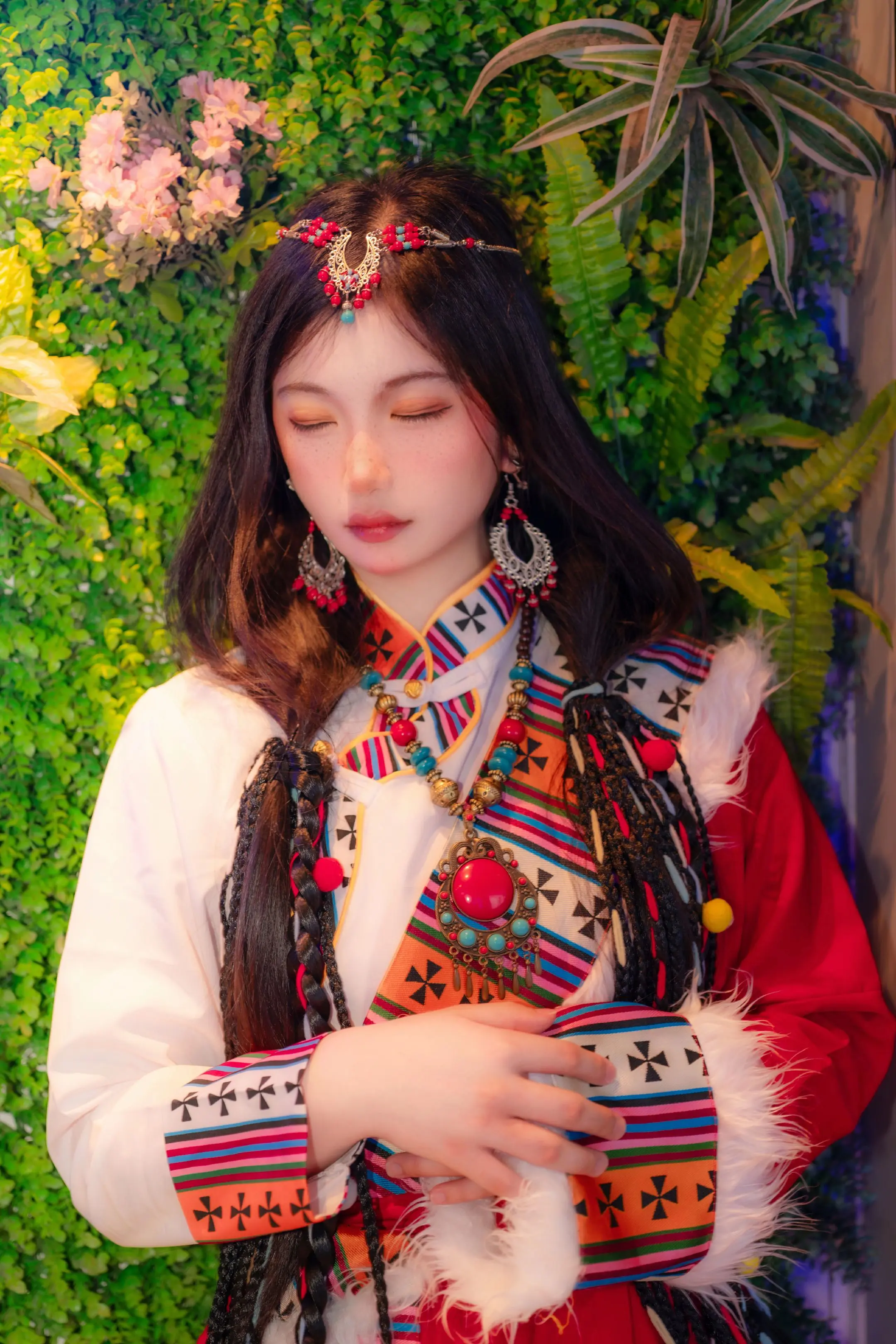 地上的小官找妈妈。广州817有没有藏袍张起灵陪我拍视频！