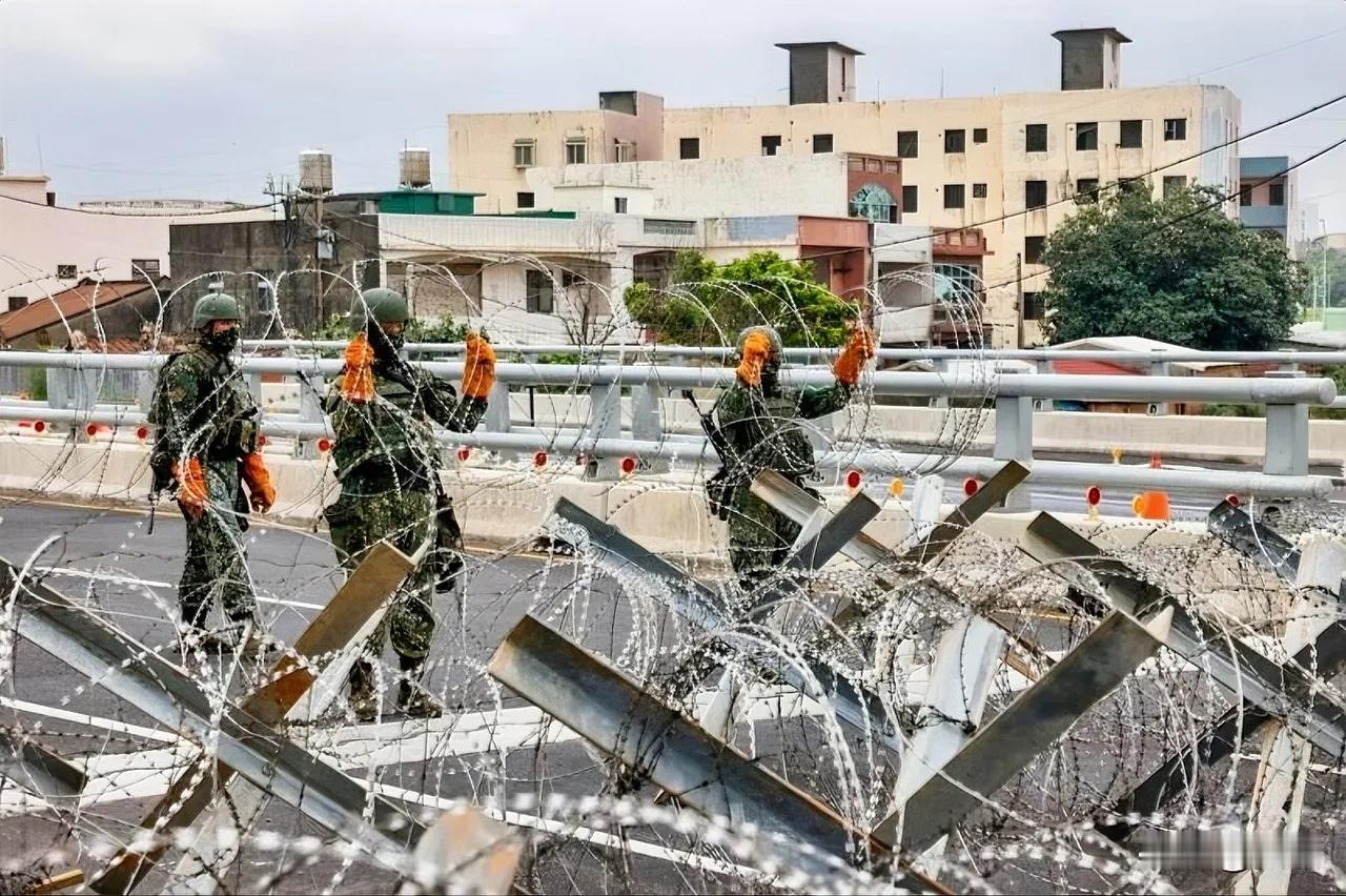 台湾又被骂了。7月21日，针对不少台湾民众吐槽，台湾当局要模拟断网搞演习进行了回