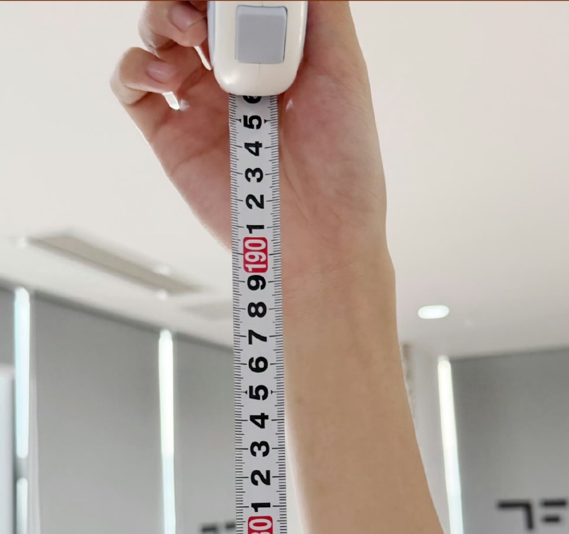 张奕然又长高了张奕然量身高 张奕然又长高了！ 