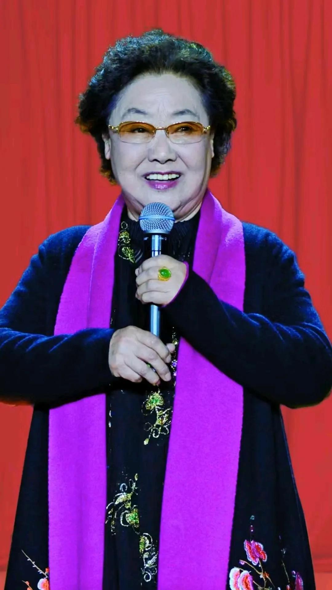 郭兰英是山西艺术的魂，是中国艺术的杰出代表人物。她歌唱《我的祖国》，用《人说山西