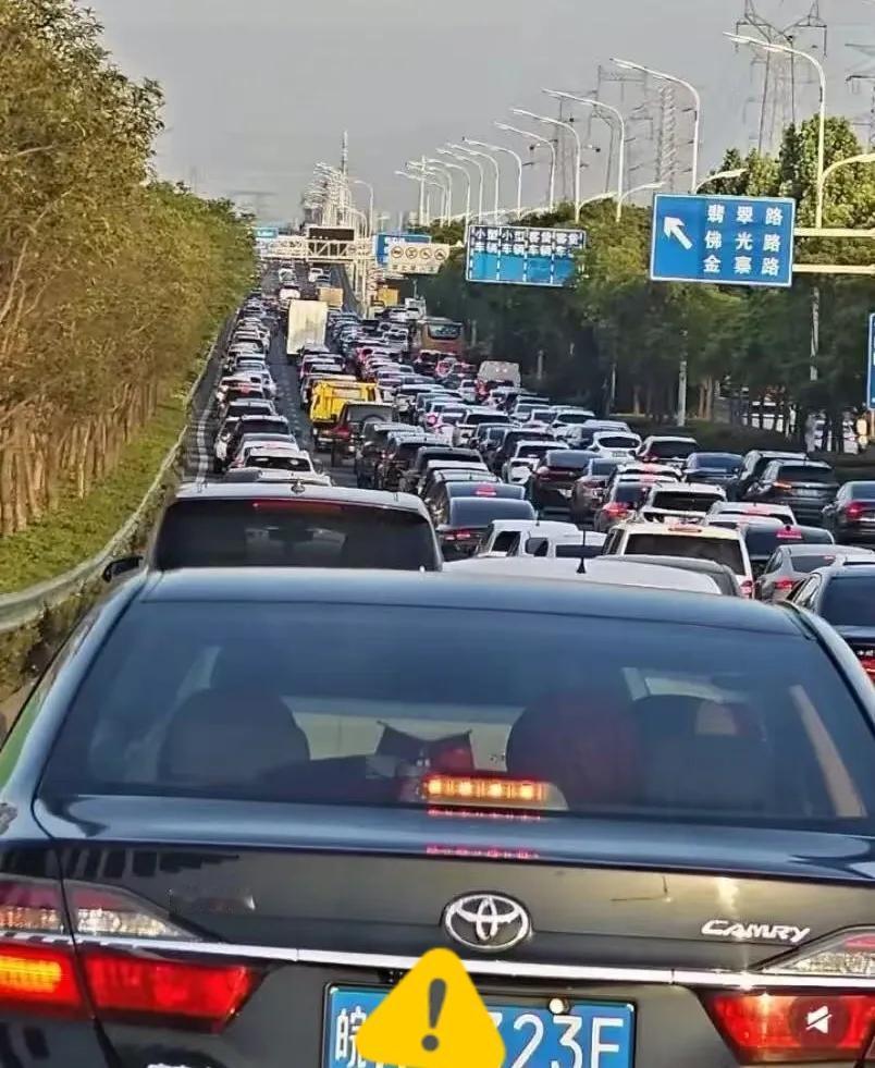 这下好了，实行18年的950元交强险要彻底成为历史了！
 
6月1日起，交强险正