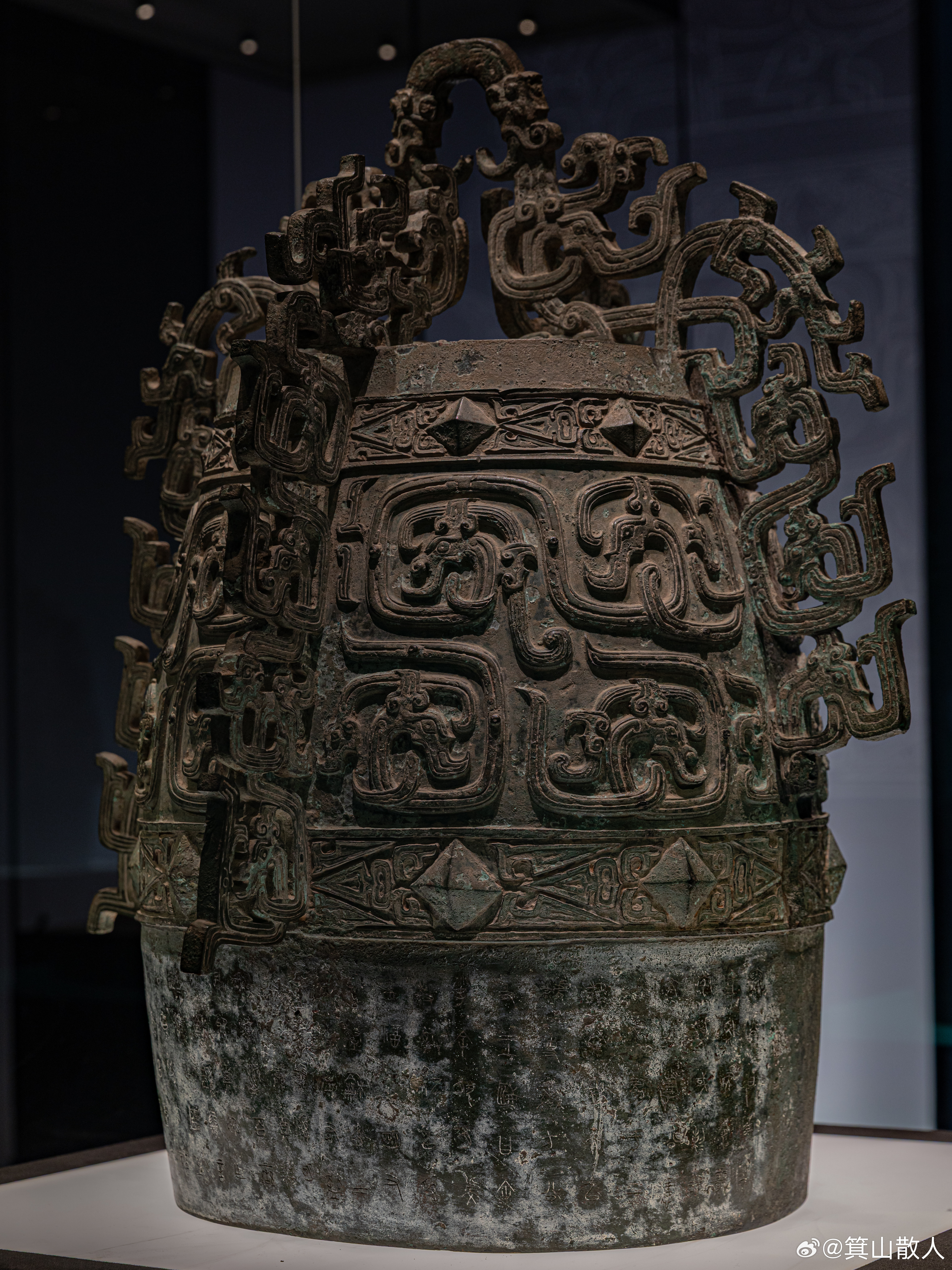 秦公镈春秋1978年陈仓区太公庙村出土宝鸡青铜器博物院藏 