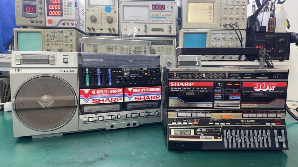 泰州市客户夏普机器维修中……夏普GF-575/GF-900#收音机 #录音机 #