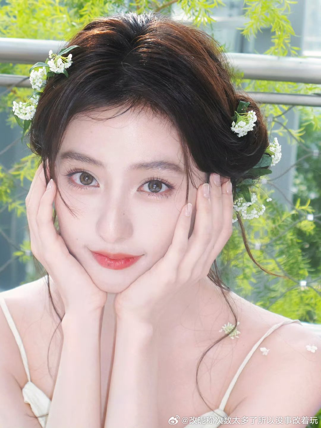 美貌是有的，资源和未来是没有的