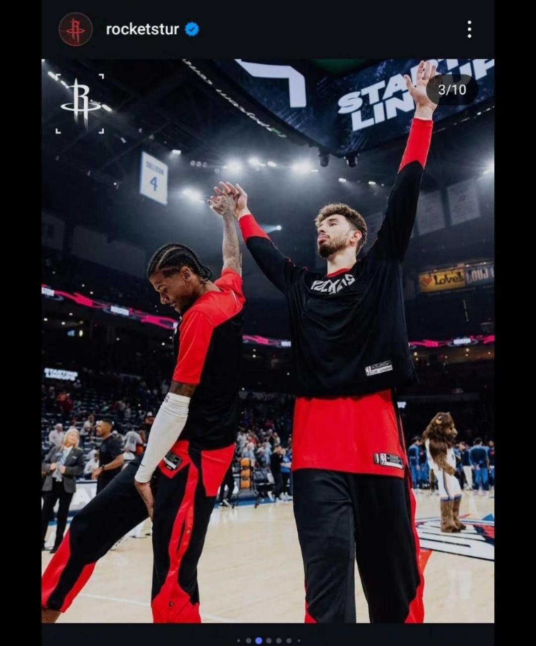 现在想想，范弗里特和狄龙真的太强了
上赛季居然把格林和申京带到西部第二[灵光一闪