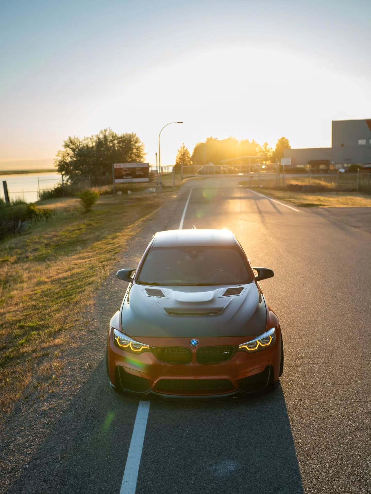 F80 伊莫拉红M3，机舱盖引人注目。bmwsky[超话]f80m3 ​​​
