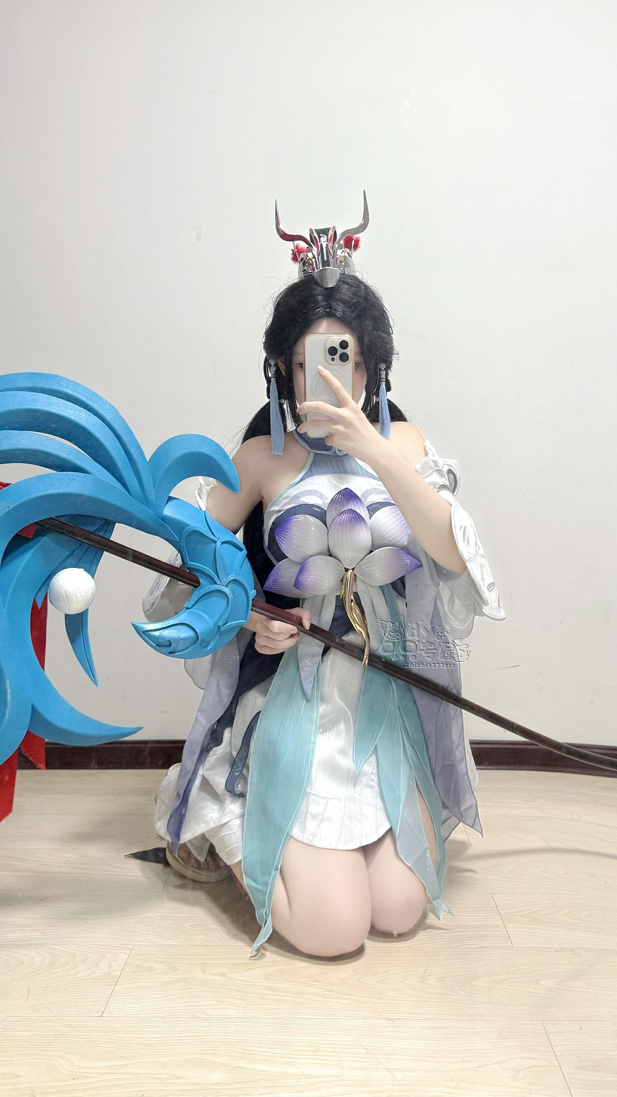 当初被大乔的美貌吸引。即使削了又削 还是没有放弃我的乔