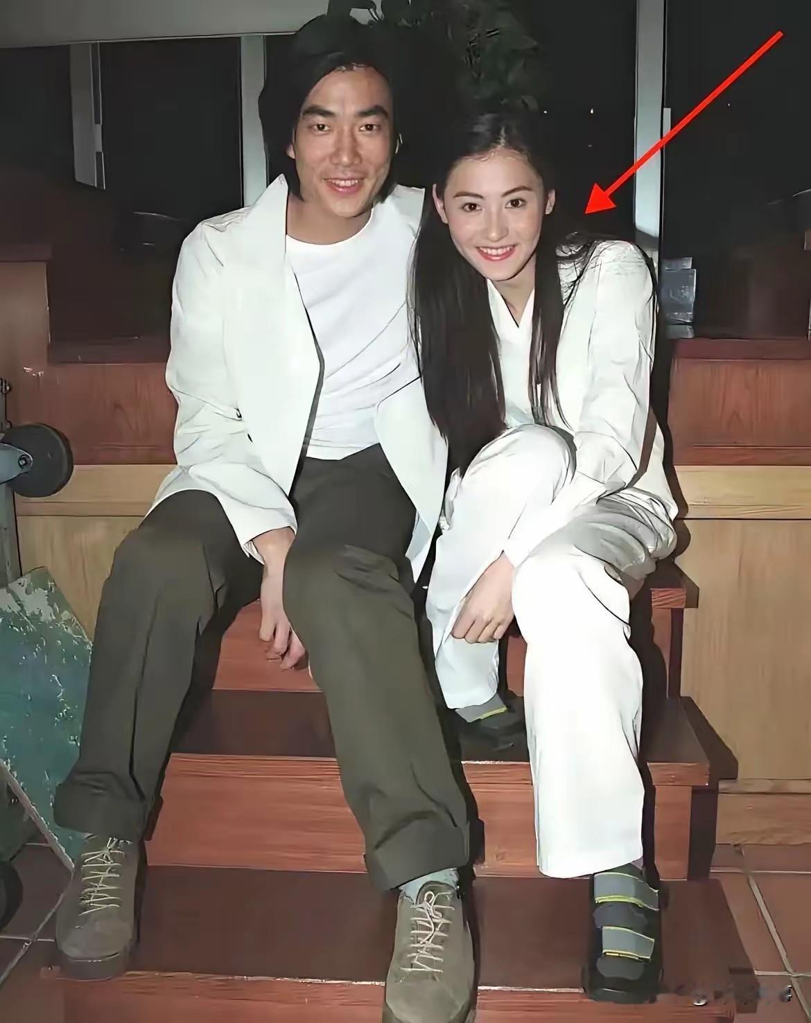 张柏芝这句“带两个娃相当有空”真是戳心窝子啊！多少老母亲喂奶哄睡忙得脚不沾地，她