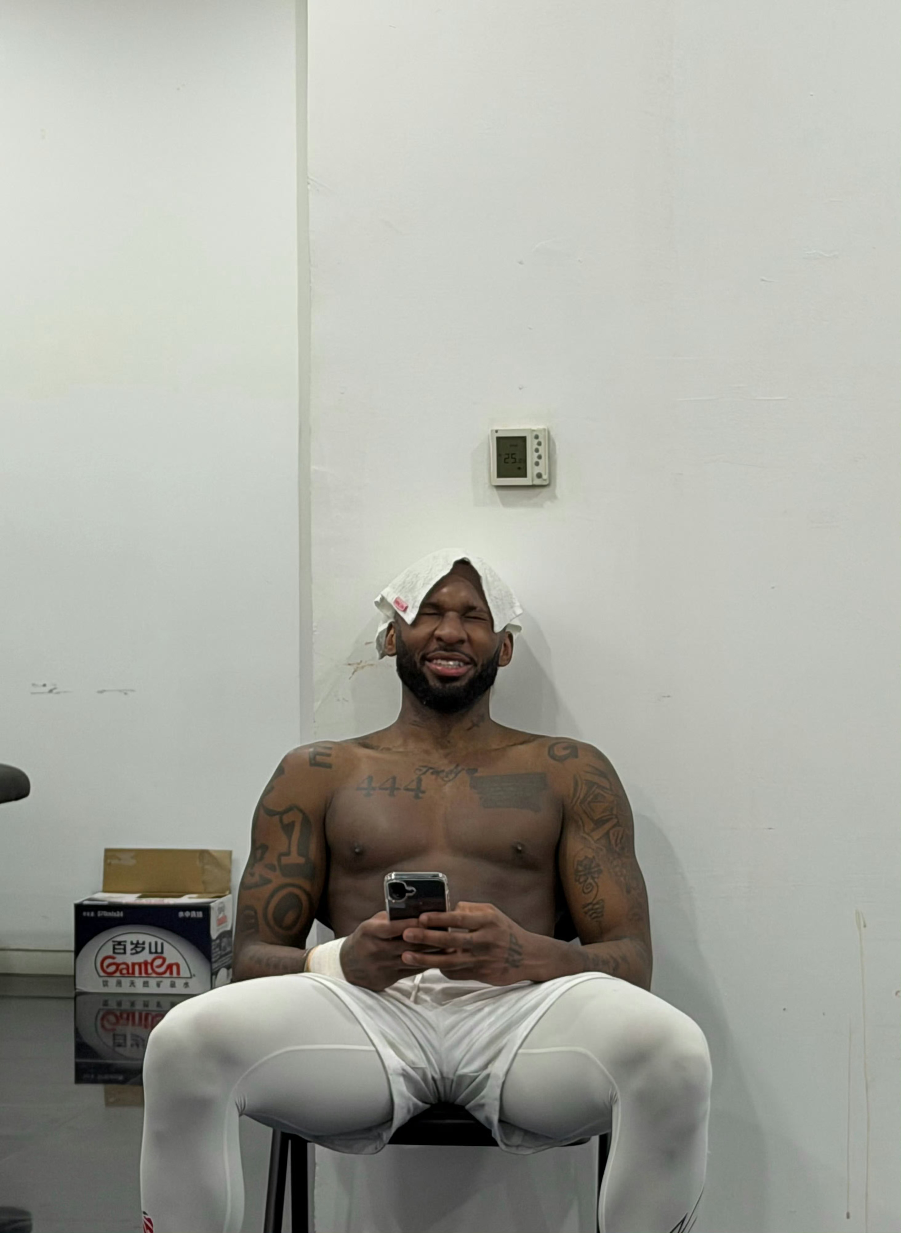 杰曼赛后听说最后单防他的人是NBA糗媛他真的笑了哈哈哈哈哈哈哈哈哈哈哈哈哈哈哈哈