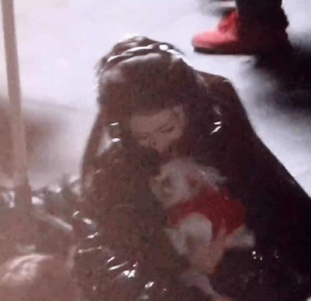 去年的今天在幻想被热巴宝宝抱着转圈圈