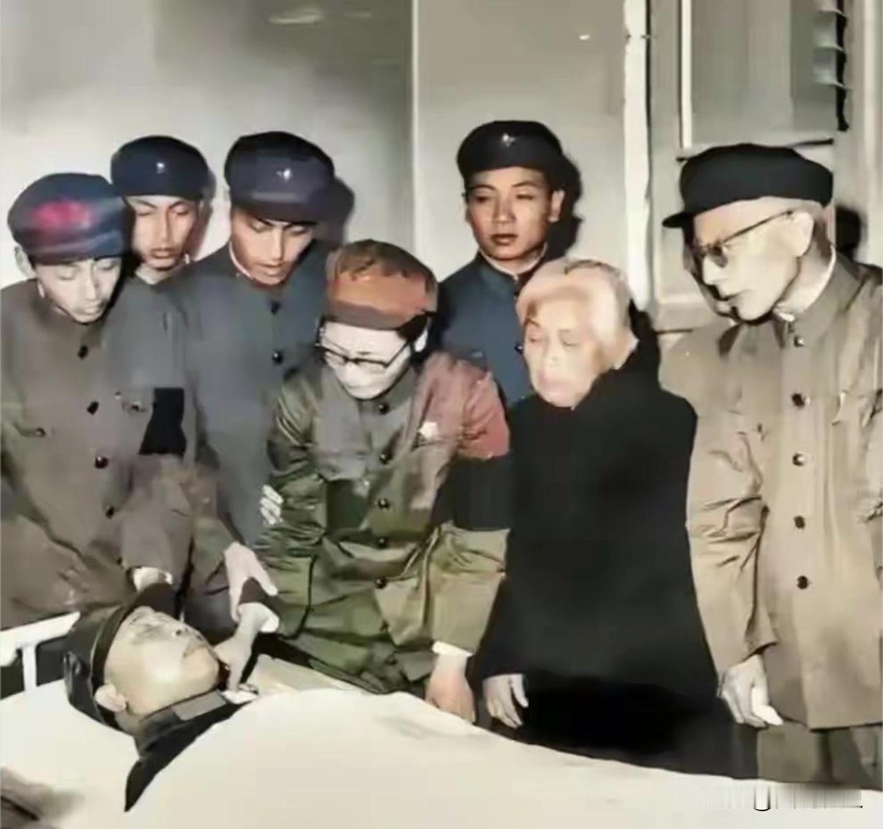 天妒英才，英年早逝

1970年9月27日，有着“小老虎连长”“虎将”“无敌上将