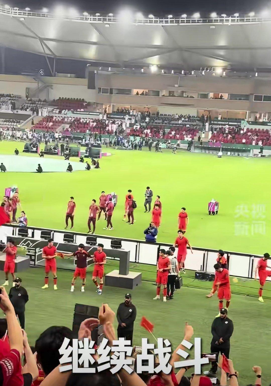 中国足球正在翻越高山U23亚洲杯创历史进决赛，五战零失球的突破超提气！虽不敌日本